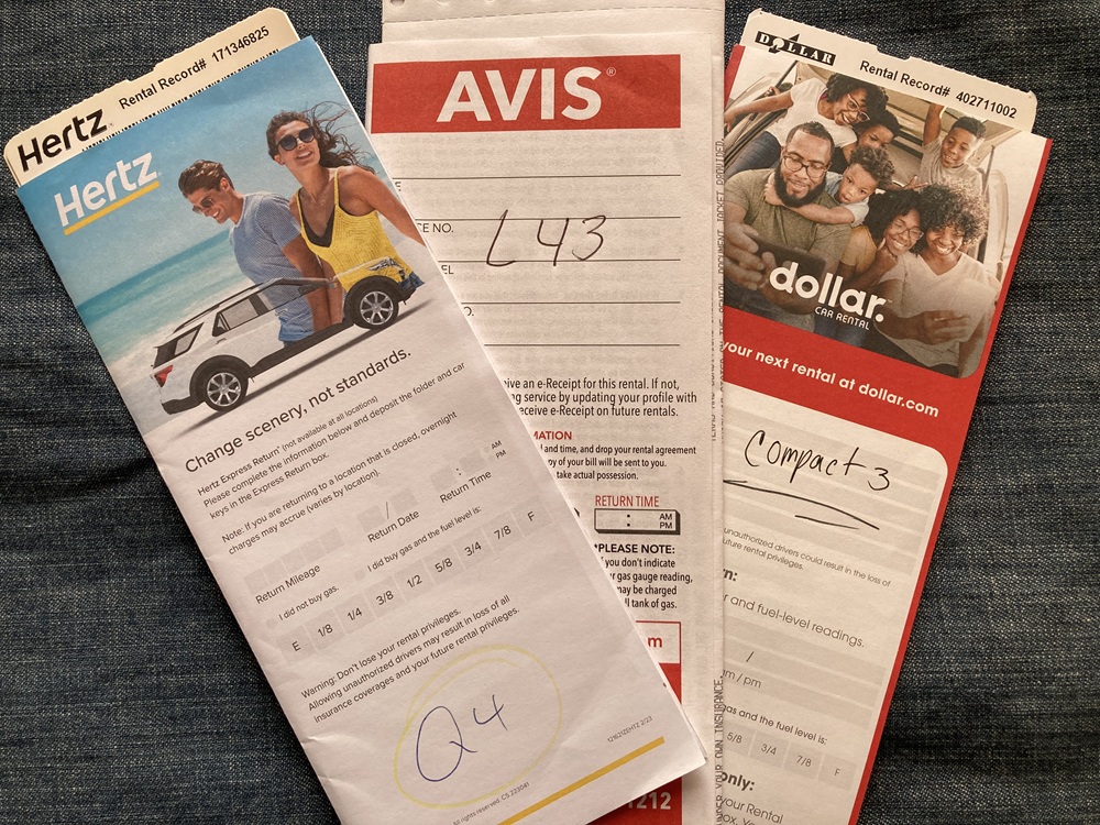 Hertz, Avis, Dollarレンタカーの証書入れ