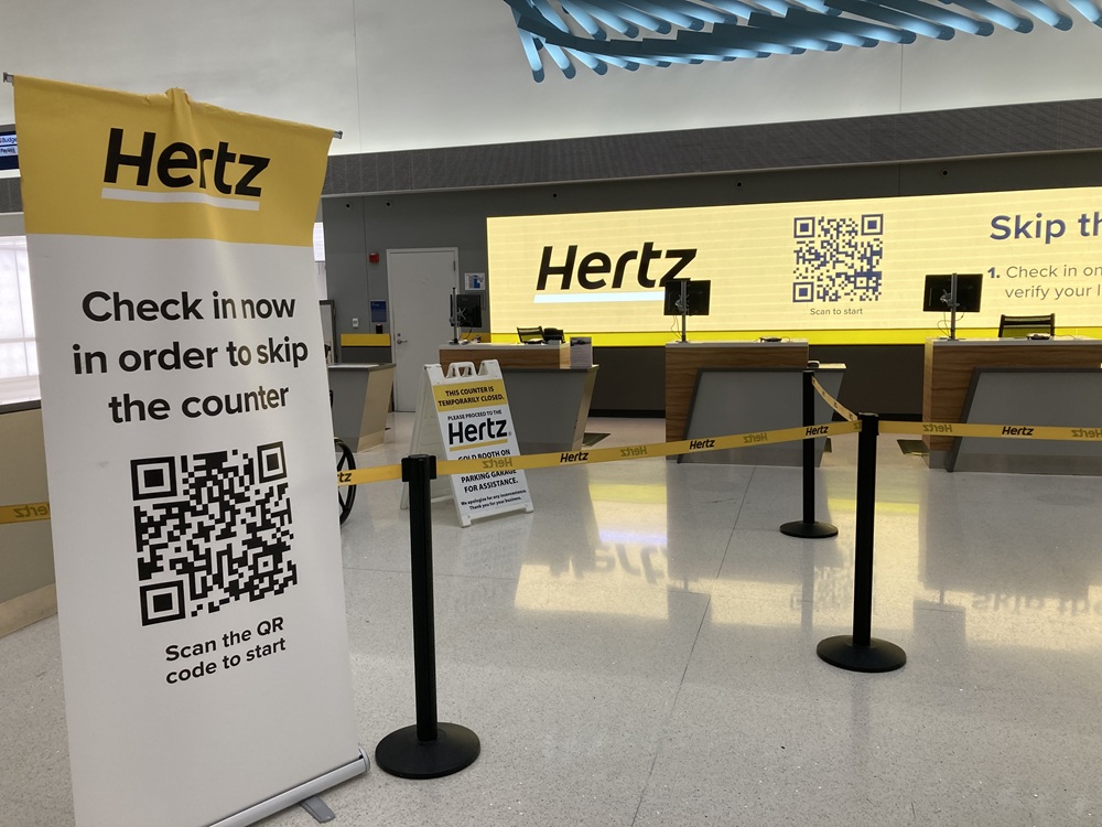 Hertzレンタカー営業所