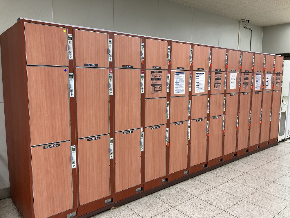 阪神尼崎駅内のコインロッカー