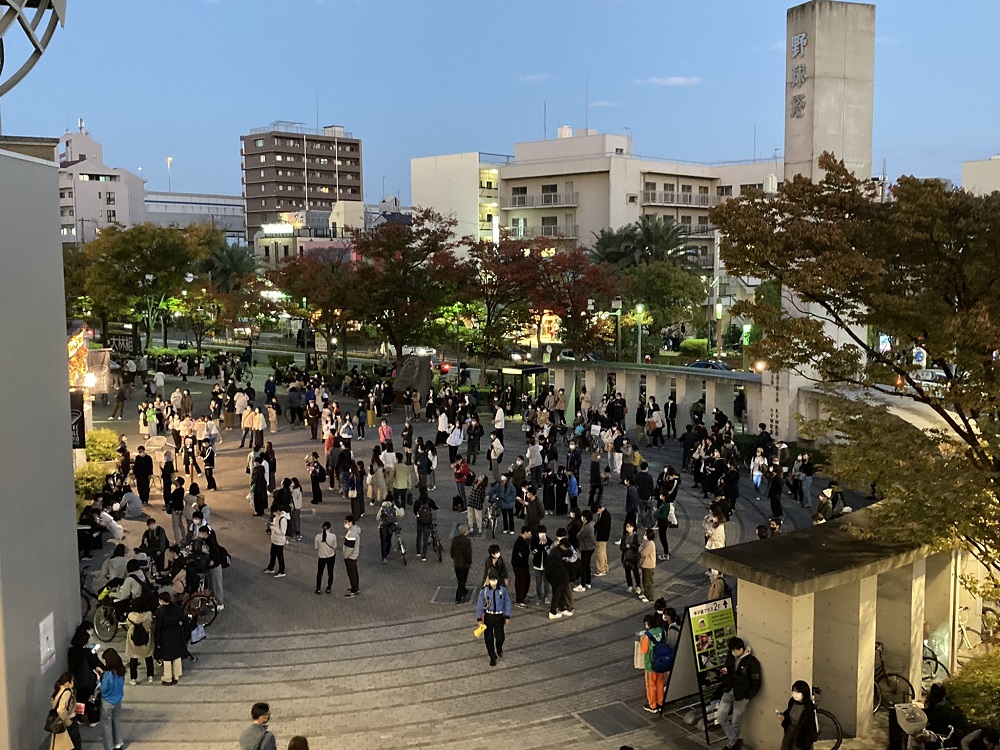 あいみょん甲子園ライブに集まるファン