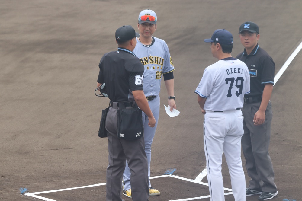 藤川球児監督（阪神タイガース）