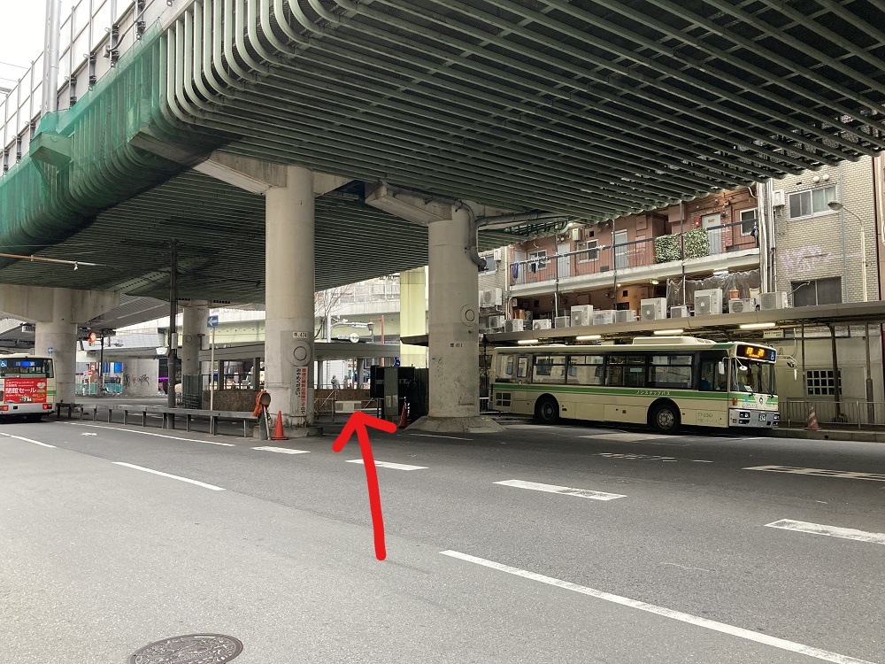 大阪難波地下街「B3」入口
