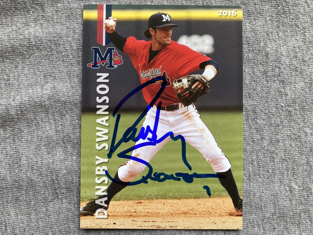 dansby swanson選手から球場でもらったサイン