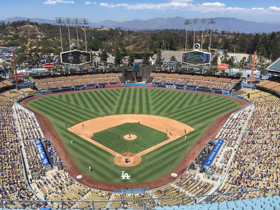 ロスアンゼルスドジャースの本拠地・ドジャースタジアム2階席からの景色