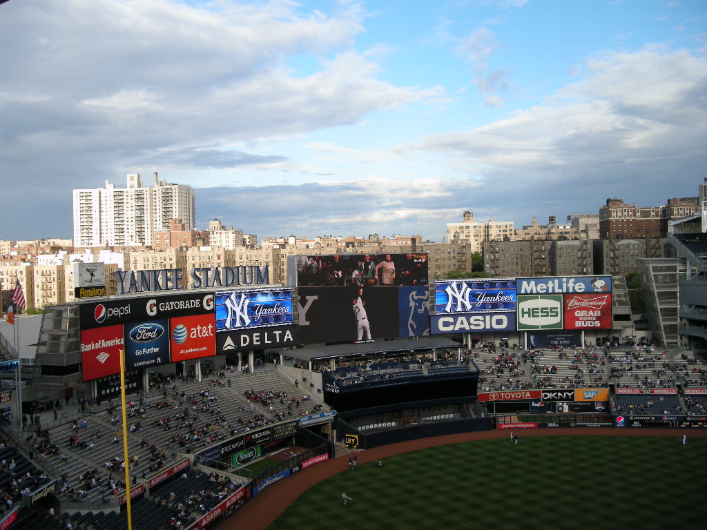 ニューヨークヤンキースの本拠地・ヤンキースタジアムの2階席