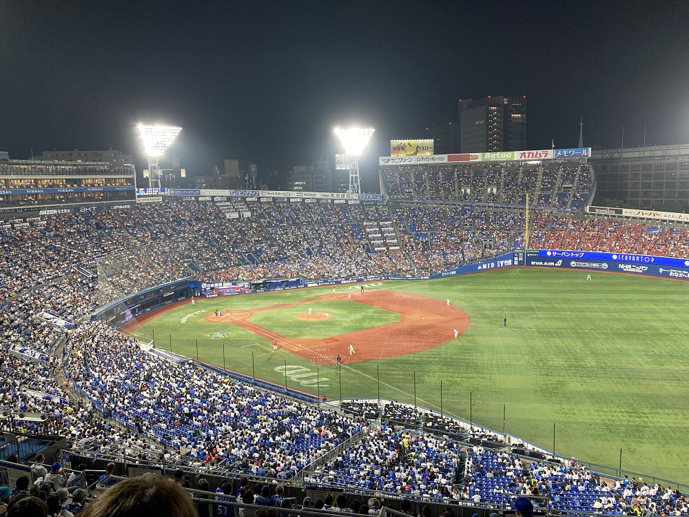 横浜スタジアムの内野席（横浜DeNAベイスターズの本拠地球場）