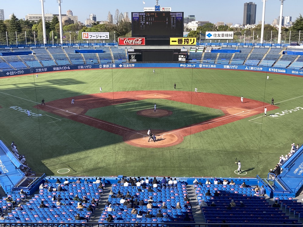 明治神宮野球場の2階ネット裏席（10段50番）