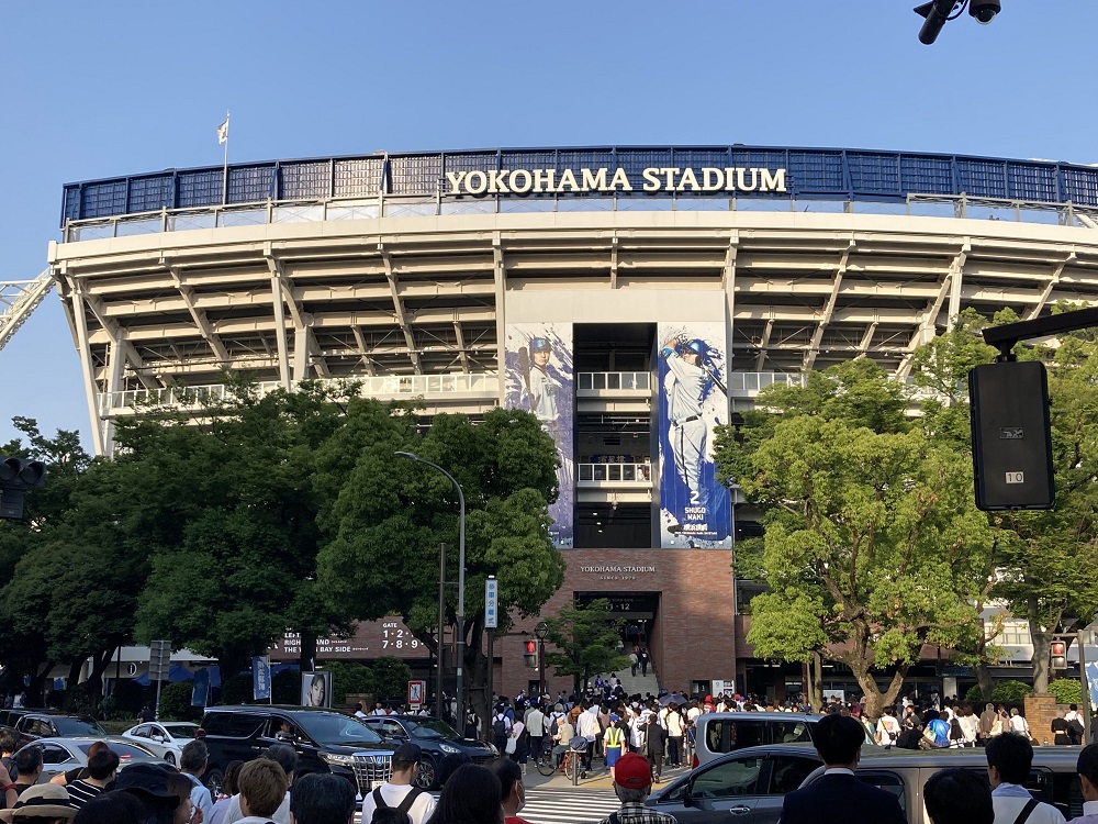 横浜スタジアムの外観（横浜DeNAベイスターズの本拠地球場）