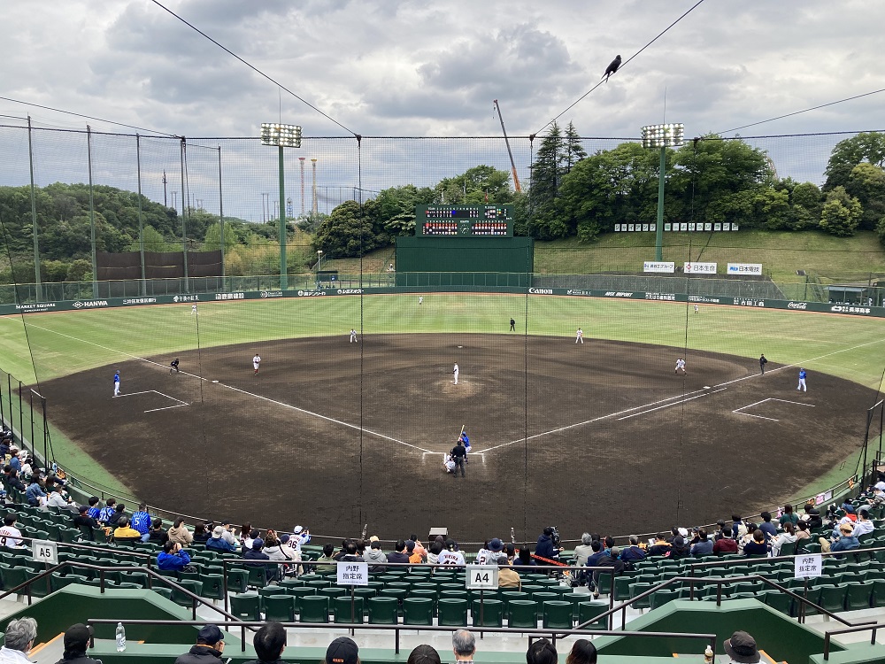 読売ジャイアンツ球場のグラウンド（読売ジャイアンツのファーム本拠地球場）