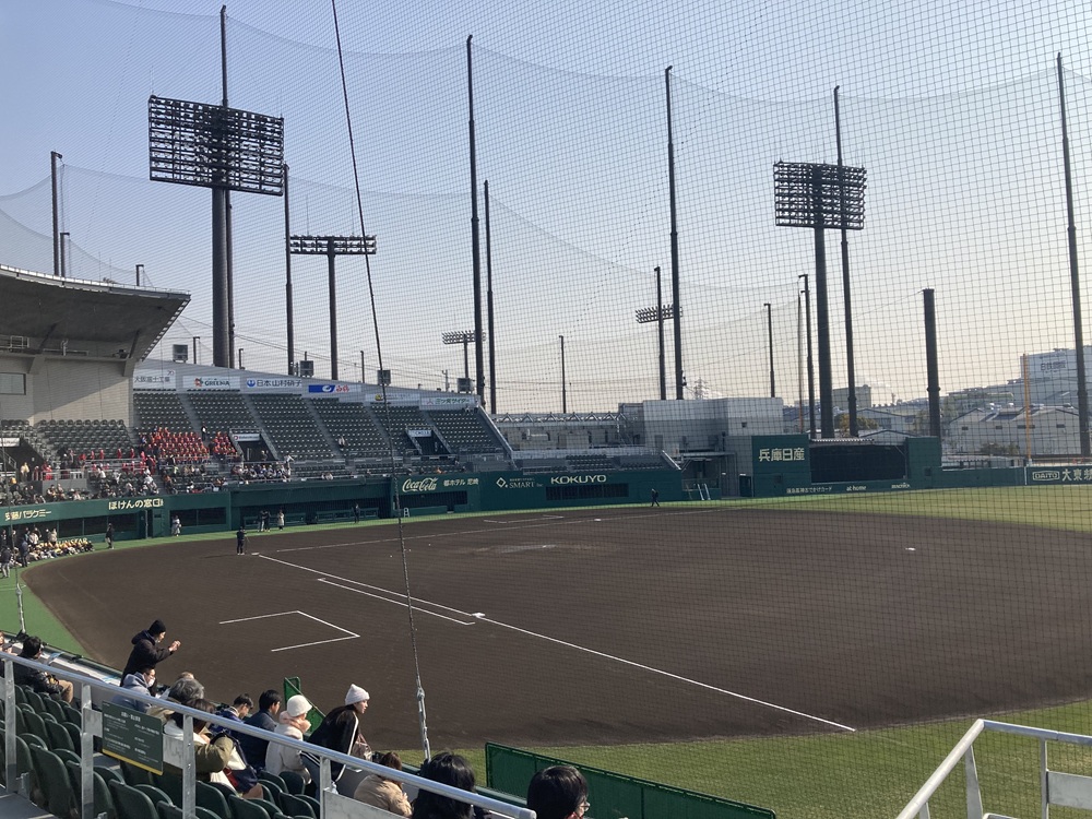 「SGLスタジアム尼崎」1塁内野指定席 1段8番