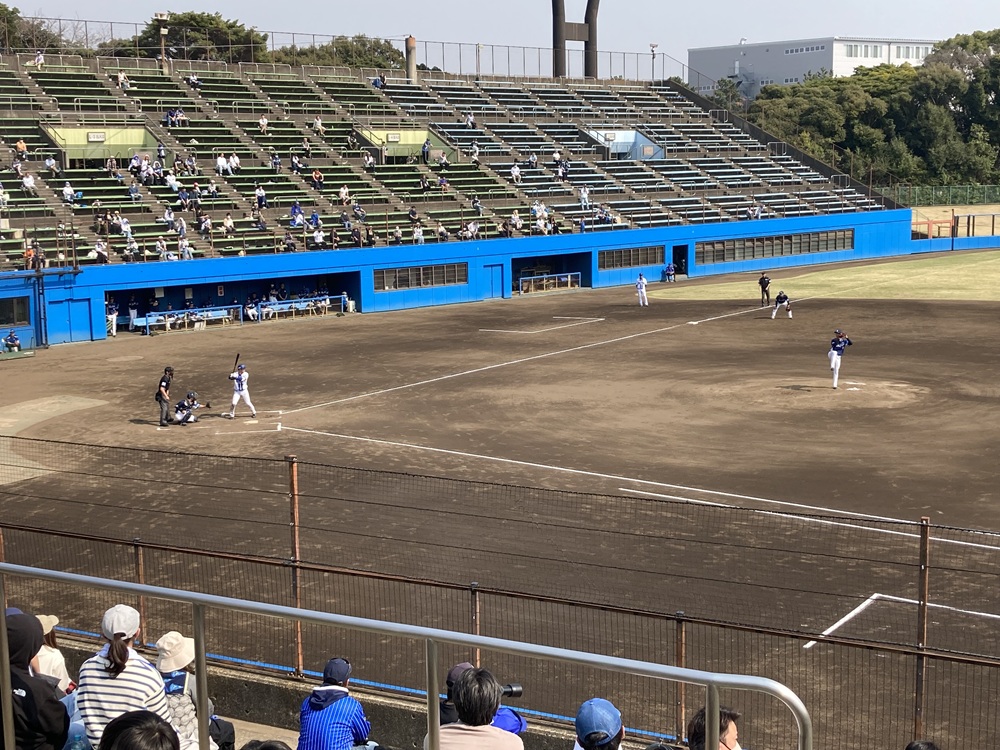 平塚球場の防球ネット