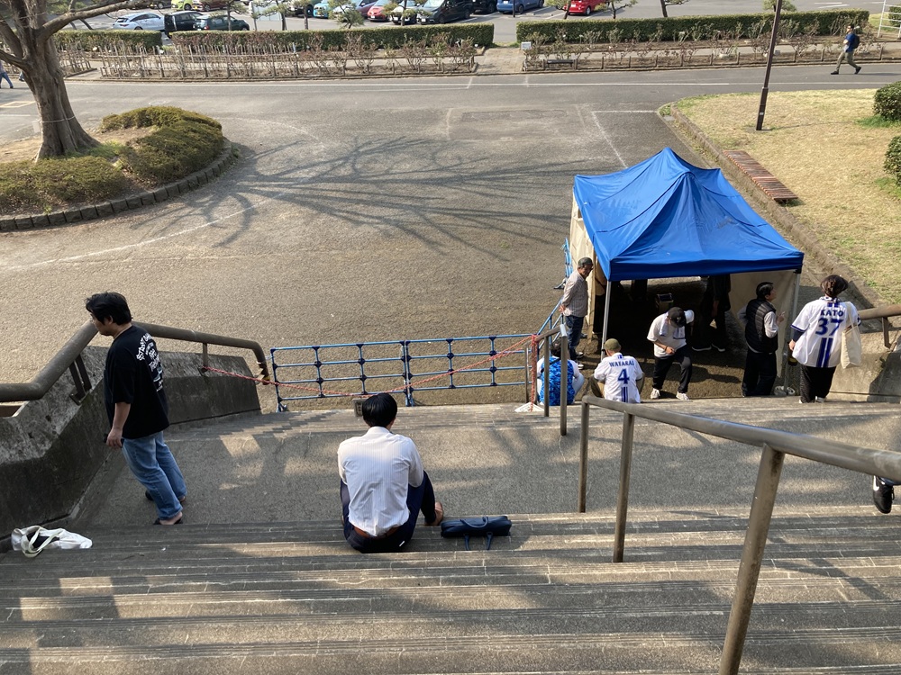 平塚球場の喫煙所